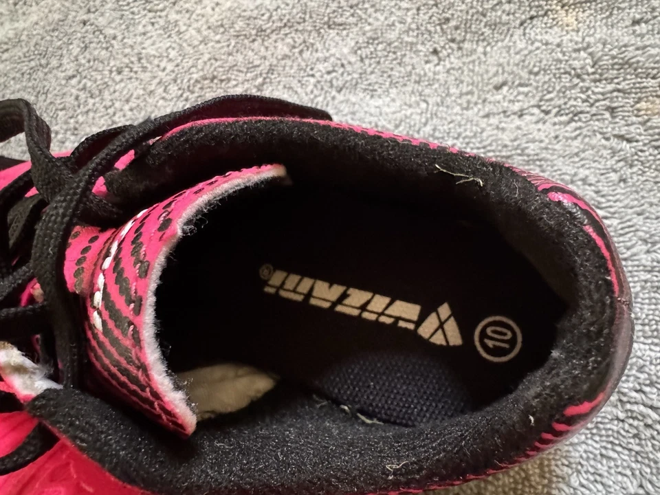 Vizari Cleats Girls Pink Size 10C - Image 2 of 4