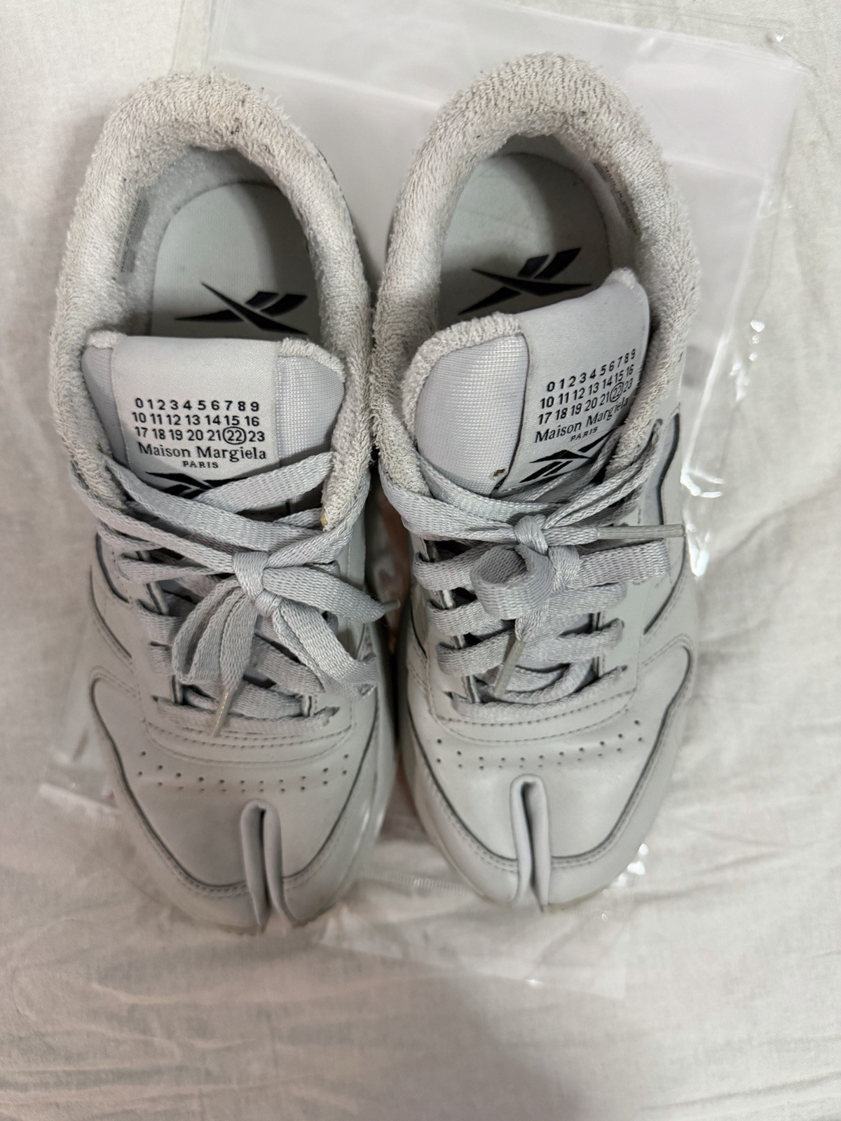 Maison Margiela x Reebok Classic Leather Tabi Gray Split-Toe Sneakers Leather H… image 3