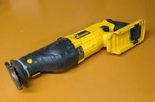 DEWALT DC305 36VOLT VARIABLE SPEED RECIPROCATING SAW - Tool Only - Working 