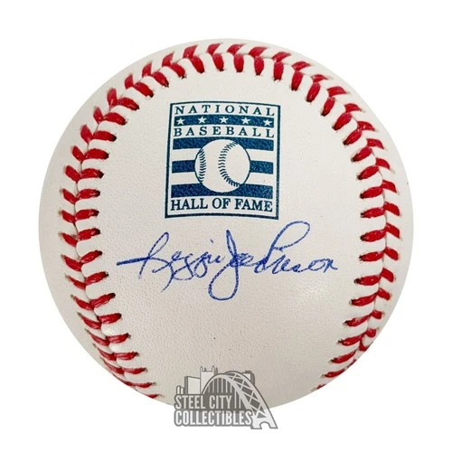 Reggie Jackson Autographed Official Hall Of Fame MLB Baseball - BAS