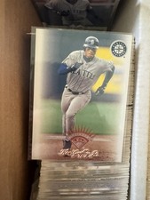 1997 Topps Baseball Cards 16