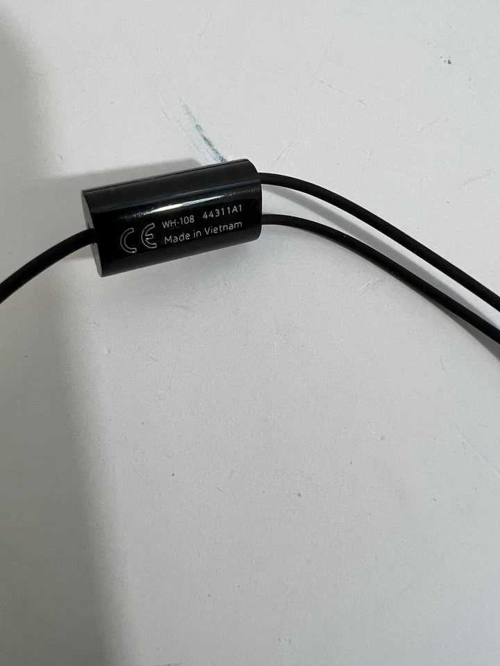 Nokia WH-102 Black In-Ear Only Headsets - Image 2 of 4