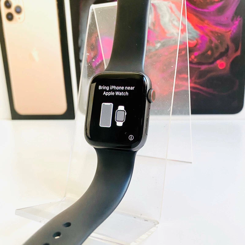 apple watch series 4 demo