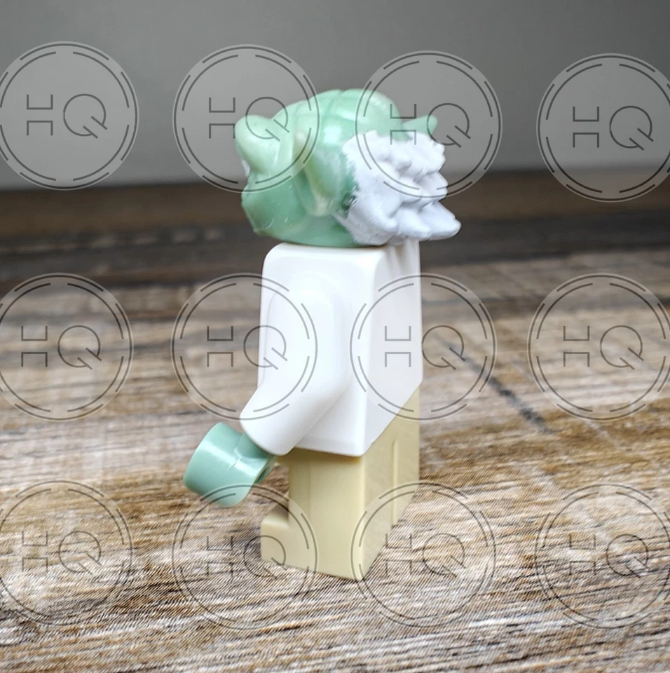 **NEW** 100% LEGO Yoda NY I Love w/ Gray Hair New York Custom Printed Minifigure - Image 2 of 4