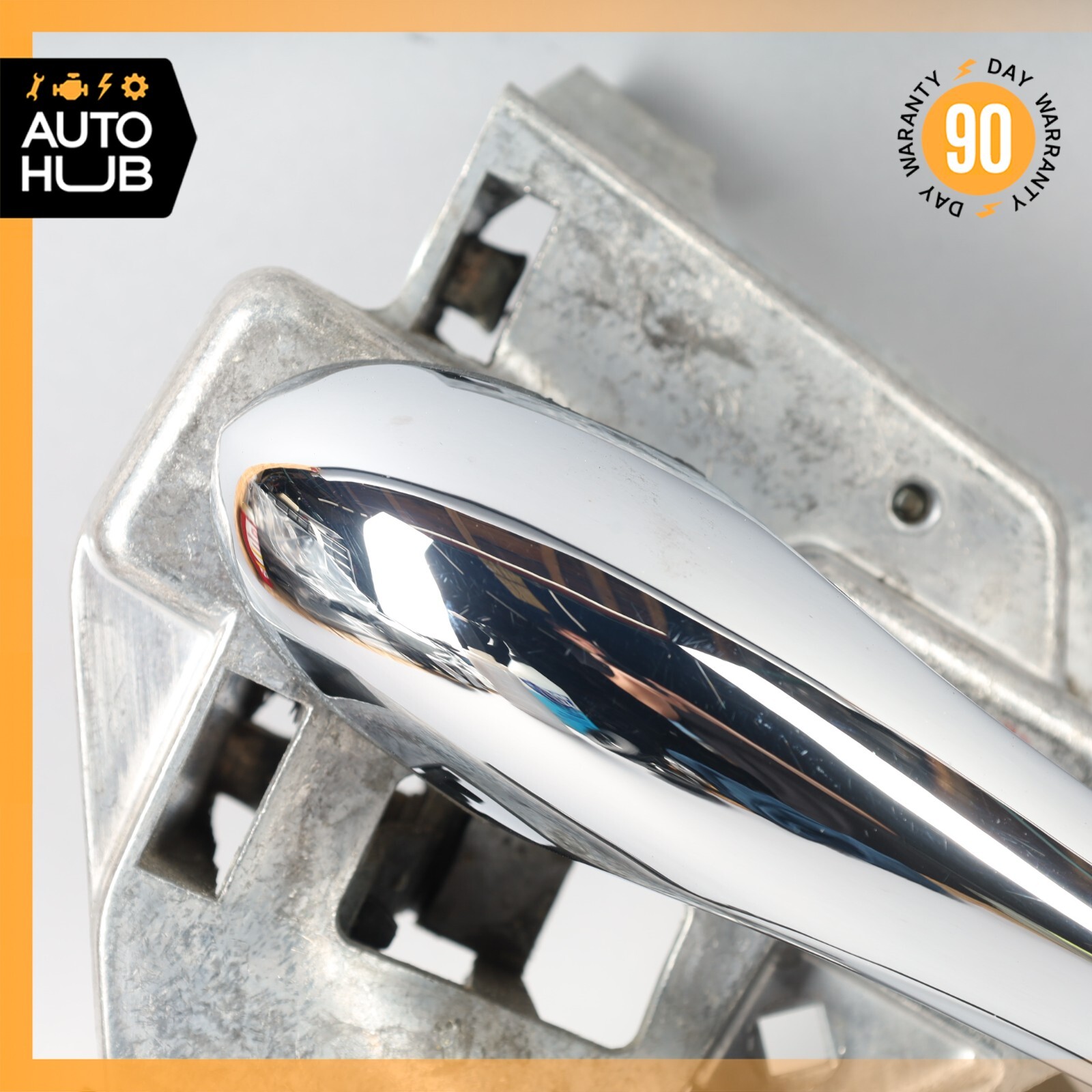 08-19 Maserati GranTurismo M145 Front Right Side Exterior Door Handle OEM 76k