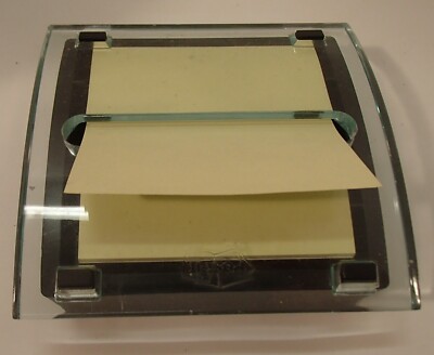 Post-it Clear Top Pop-up Note Dispenser for 3 x 3 Self-Stick Notes Black/Clear