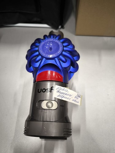 Dyson V7 Akkustaubsauger - Gebraucht, Schwacher Akku, Keine Zubehörteile