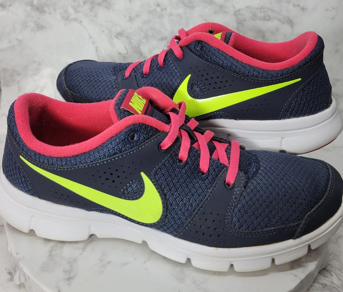 Nike flex shop experience pink