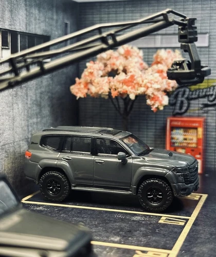 Masdi 1:64 grau LC300 Land Cruiser ORV SUV Sportmodell Diecast Sammelauto - Bild 1 von 6