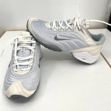 Vintage 2004 Nike Air Versatility Baby Blue Size 9 Women's Sneakers Y2K