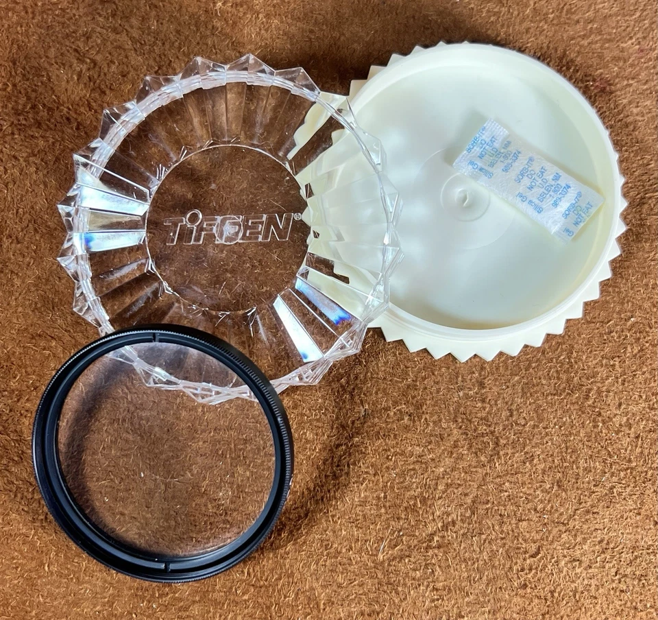 Tiffen 55mm Center Spot Camera Lens Filter – Optical Glass Screw-On w/ Case - Image 2 of 4