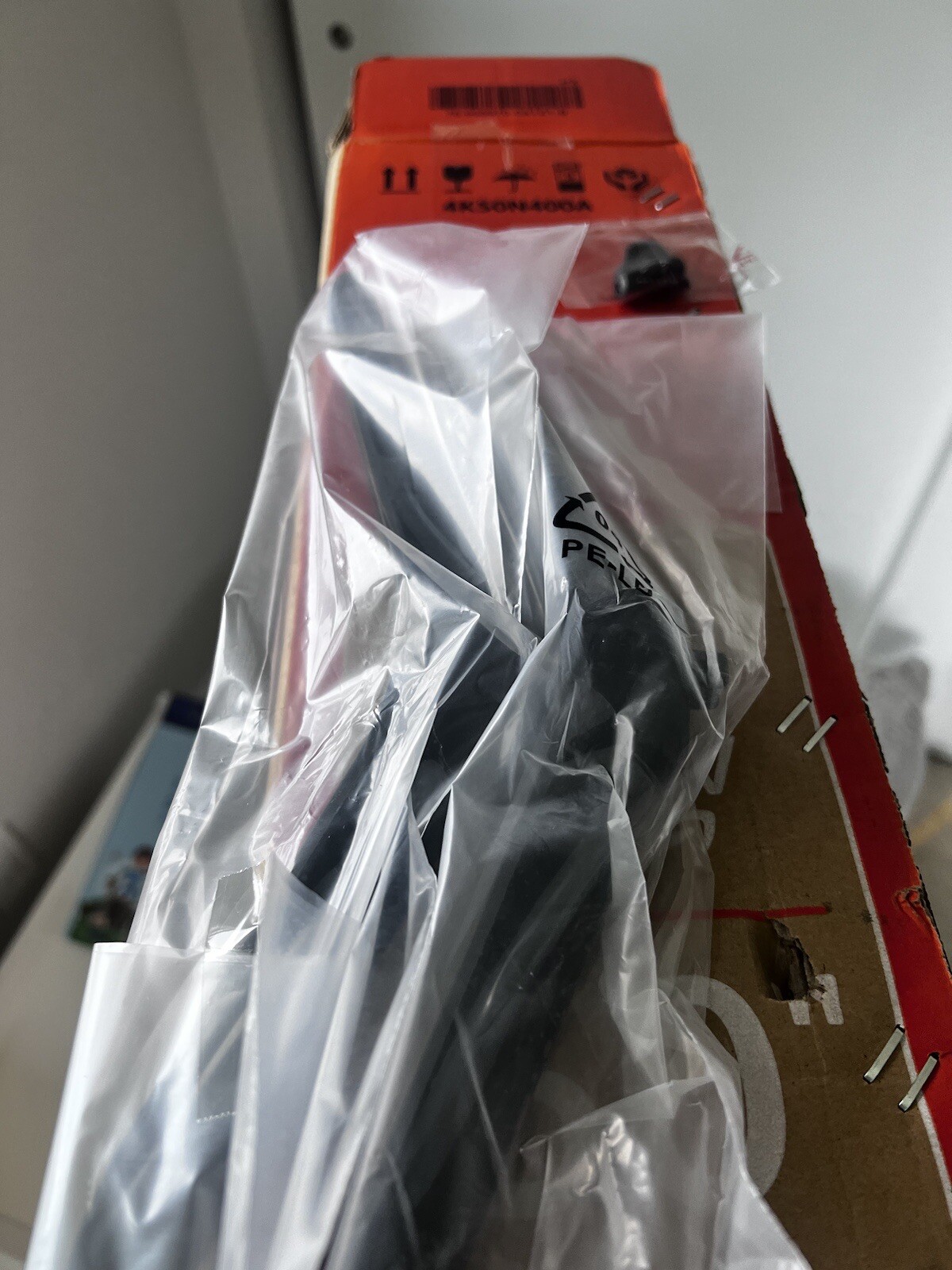 Amazon Fire Tv 50&rdquo; - TV stand / legs / feet / pedestal / base - New