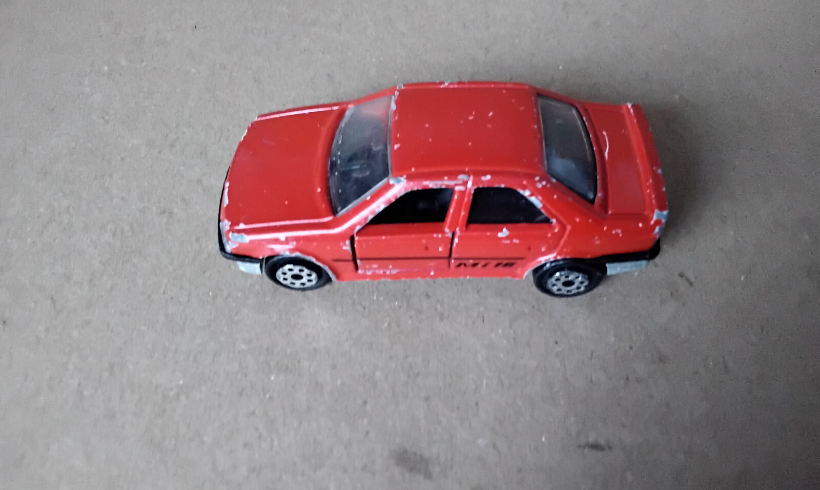 Héco Models Resin 1/43 - Peugeot 405 Mi 16 White
