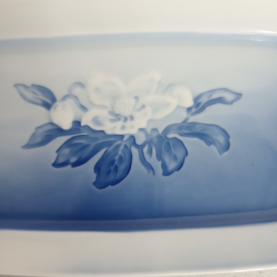 Bing & Grondahl Danish Porcelain Christmas Rose Tray Trinket Dish 8.5x5" Denmark