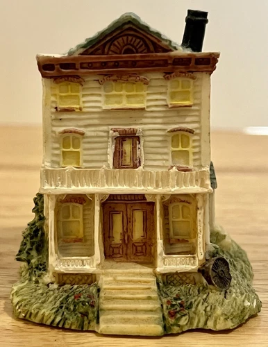 Liberty Falls Village Collection AH45 Rev Watkins House International Resourcing