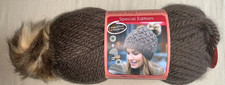 150 g  BRAVO  BIG  POMPON Schachenmayr - Special Edition