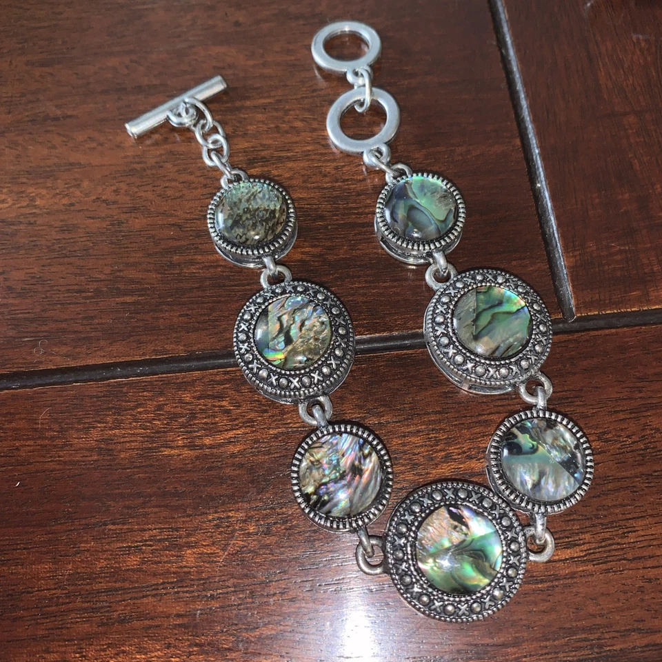 Abalone Shell Bracelet Silver Tone Toggle Clasp 22cm  Round Bezel - Image 2 of 4