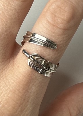 Native American Sterling Silver Feather Wrap Ring Size 8.25 John Delvin