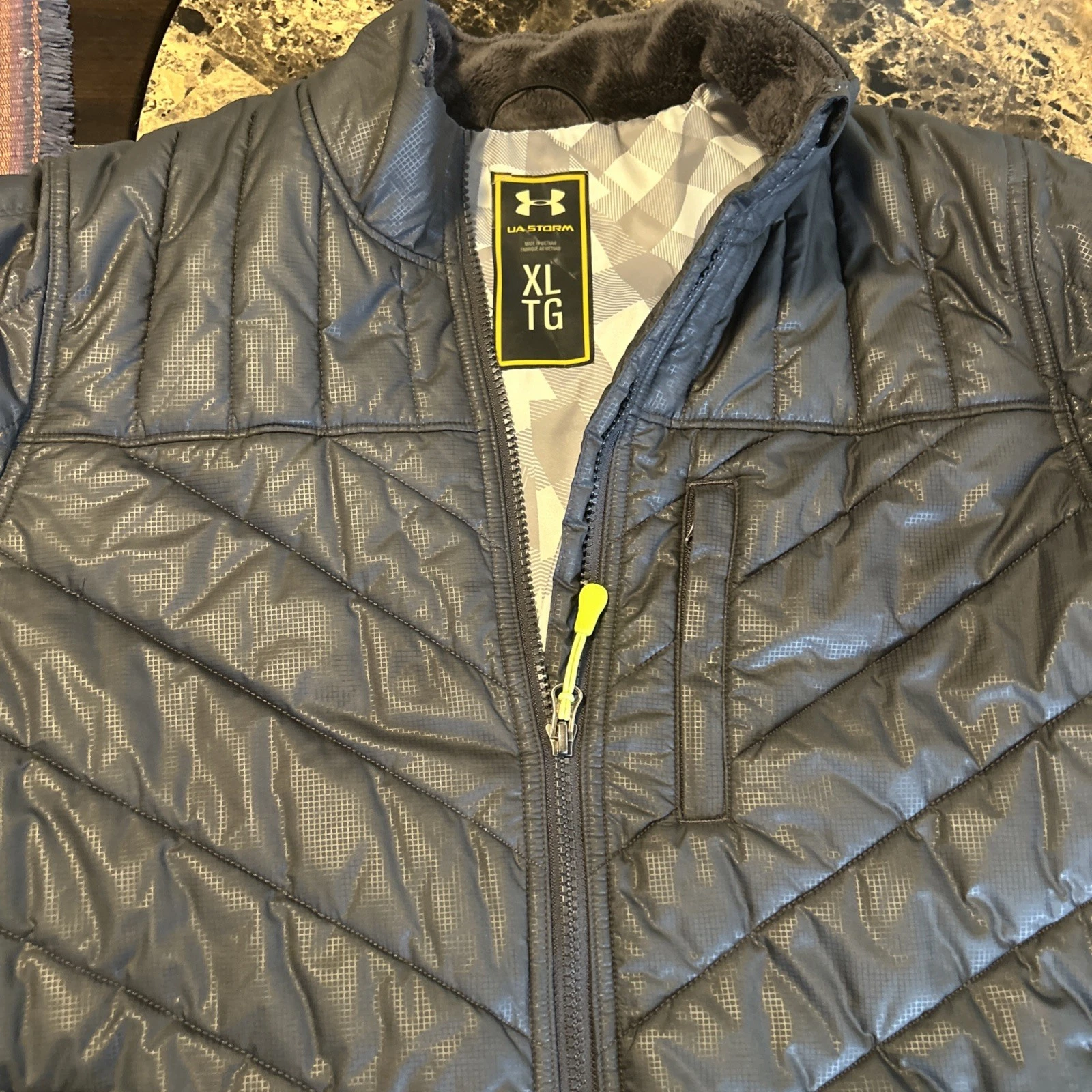 Mens Under Armour Storm Jacket Size XL