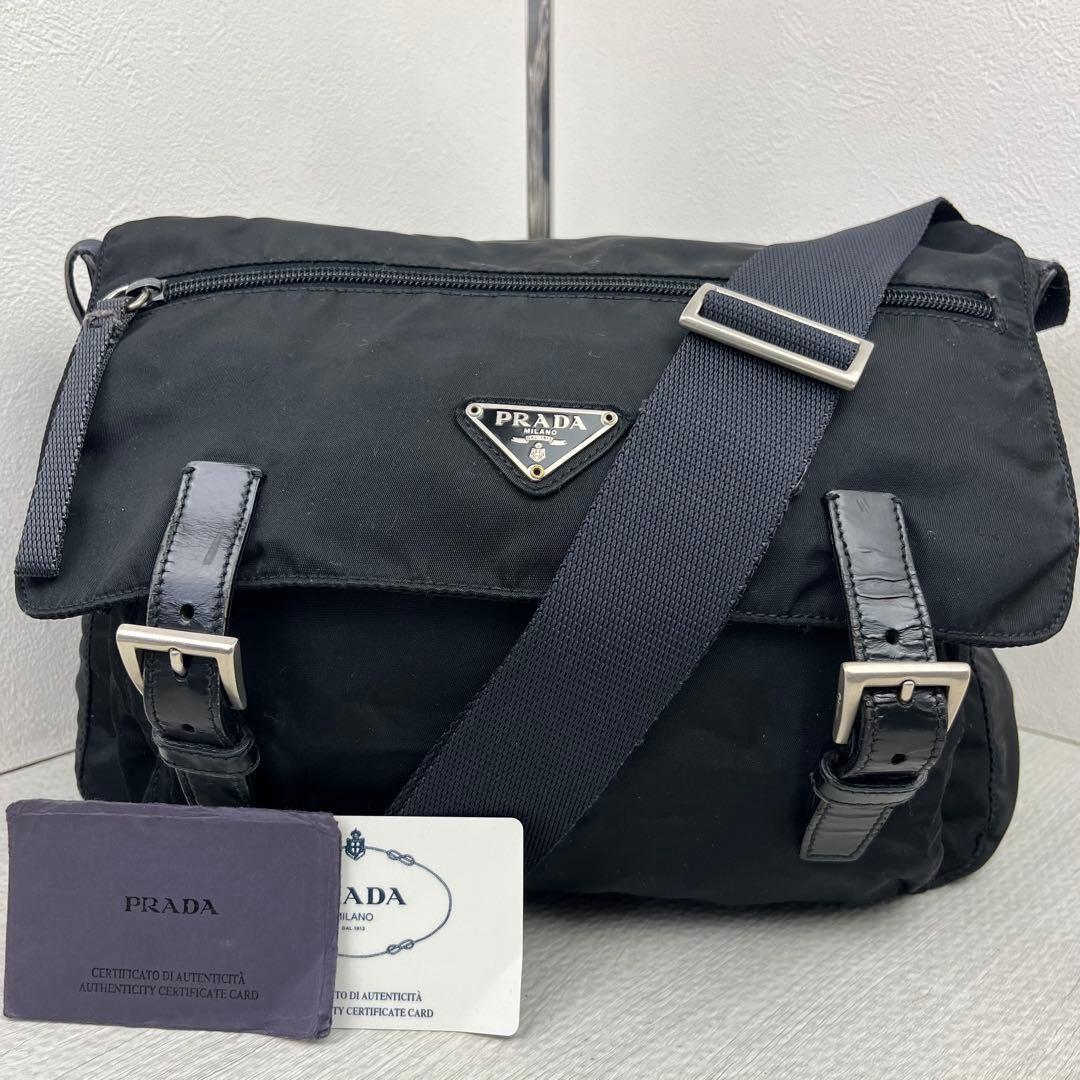PRADA Tessuto Nylon Leather Messenger Shoulder Bag B6671