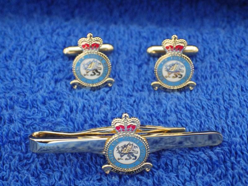 ROYAL AIR FORCE POLICE ( RAFP ) CUFF LINK AND TIE GRIP / CLIP GIFT SET
