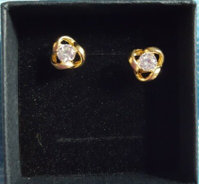 H Samuel 9ct Yellow Gold Open Knot Cubic Zirconica Stud UK