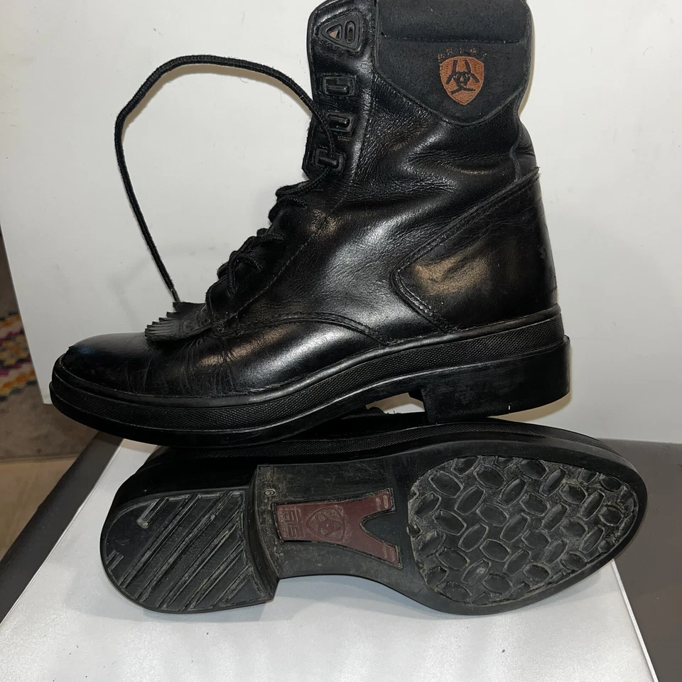 Botas Ariat Combat Cadeado Femininas Tamanho 6.0 Couro Xadrez Forrado 61001 Preto - Imagem 3 de 4