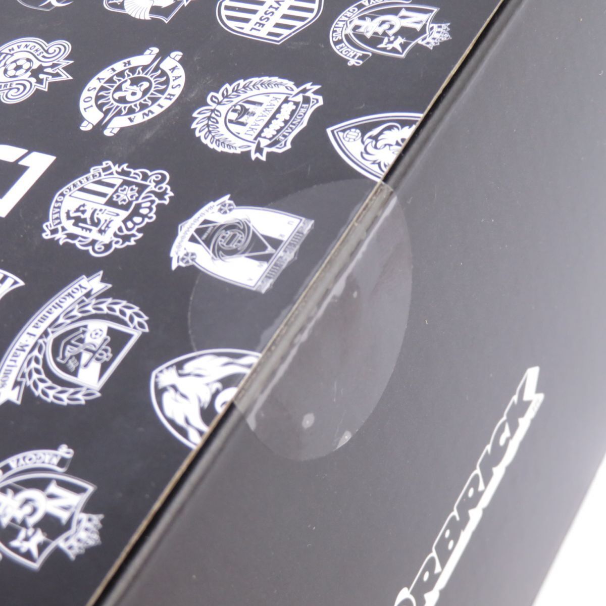 Medicom Toy BE@RBRICK Bearbrick NEIGHBORHOOD J.LEAGUE 30th Medicom Toy BE@RBRICK Bearbrick NEIGHBORHOOD J.LEAGUE 30th