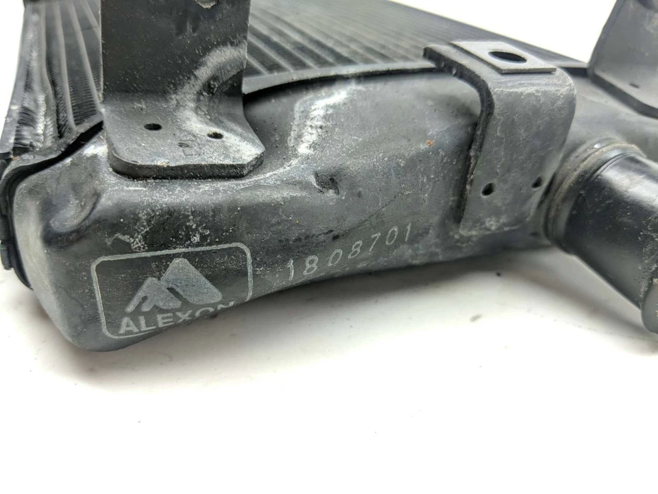 Radiador Triumph Street Twin 1808701 Foto 3 de 4