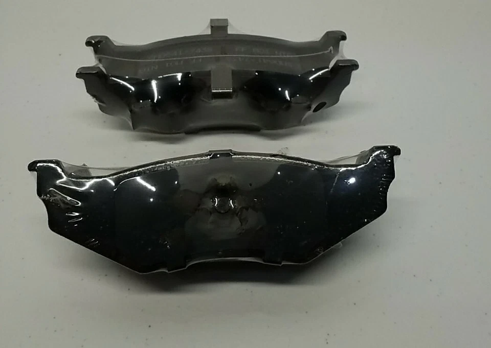 Полуметаллическая дисковая тормозная колодка MD782 Federated Silver Plus MD782 - Изображение 3 из 3