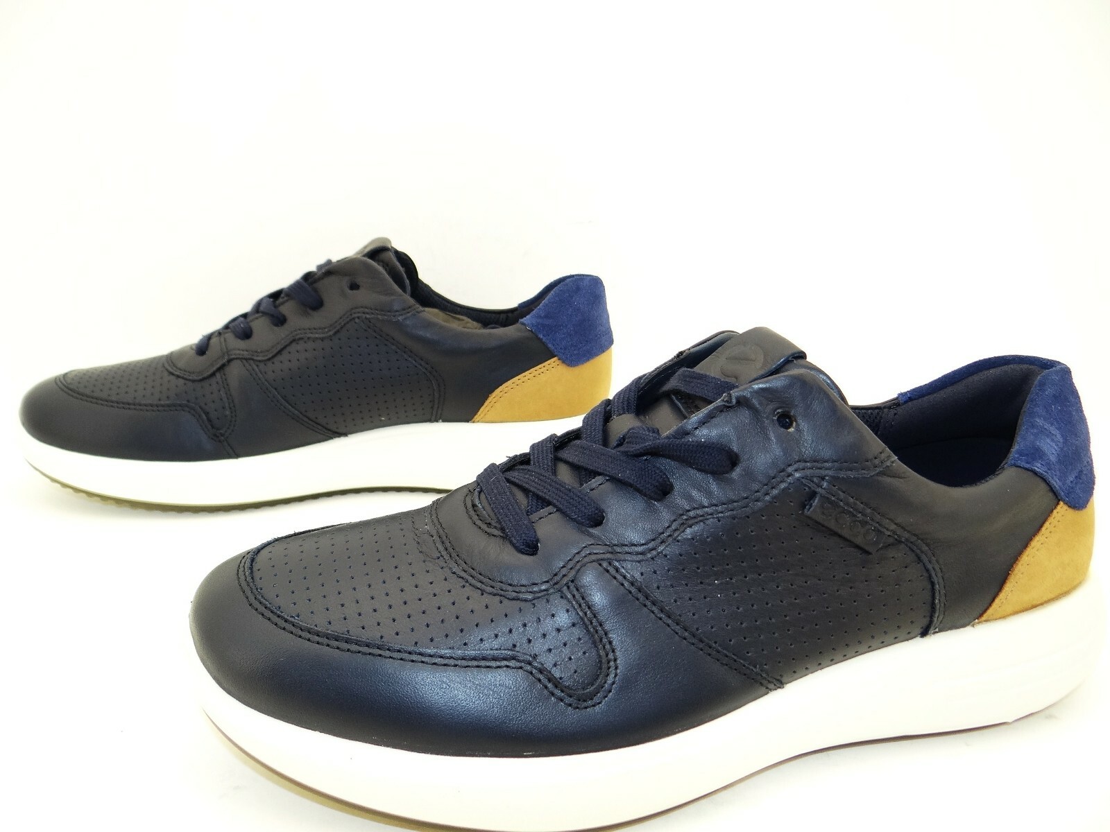 ecco soft 7 runner
