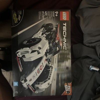LEGO TECHNIC: Formula E Porsche 99X Electric (42137) Factory Sealed Brand New