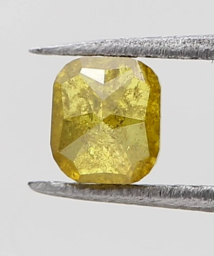 Diamond Oval Cut Brilliant Cut Natural Loose 0.56ct Yellow Color