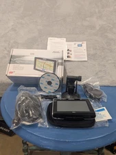 Magellan Maestro 4250 GPS Car Set 4.3" LCD, AAA TTS, Bluetooth, USA Canada Maps.