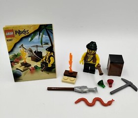 Lego 8397 Pirates: Pirate Survival Complete With Instructions Retired 2009 VGC