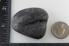 Black Sea Glass 61g RAREST OLDEST Pirate 1600  le Sainte-Marie Madagascar mad15