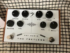 FKT Audio THE FRETLESS - Pedale basso per coro e riverbero