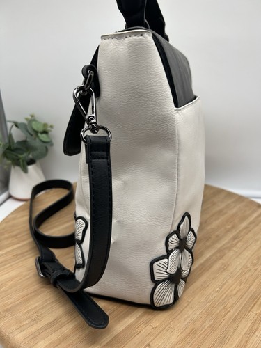 Our Universe Star Wars Darth Vader Sketch Handbag - 第 9/14 張圖片