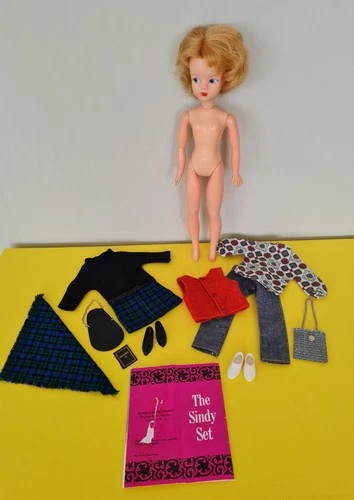 Vintage 1963 Sindy Doll MiE With Lunch Date & Out & About Outfit & Accessories