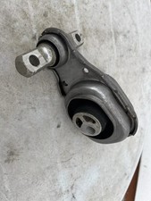 18-ON MERCEDES A B CLA GLA/B W177 W247 C118 ENGINE MOUNT STABILIZER A2472400600
