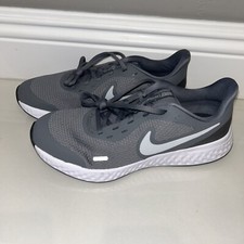 New Nike Revolution 5 Grey Grade School Running Shoe Boys 6 Youth