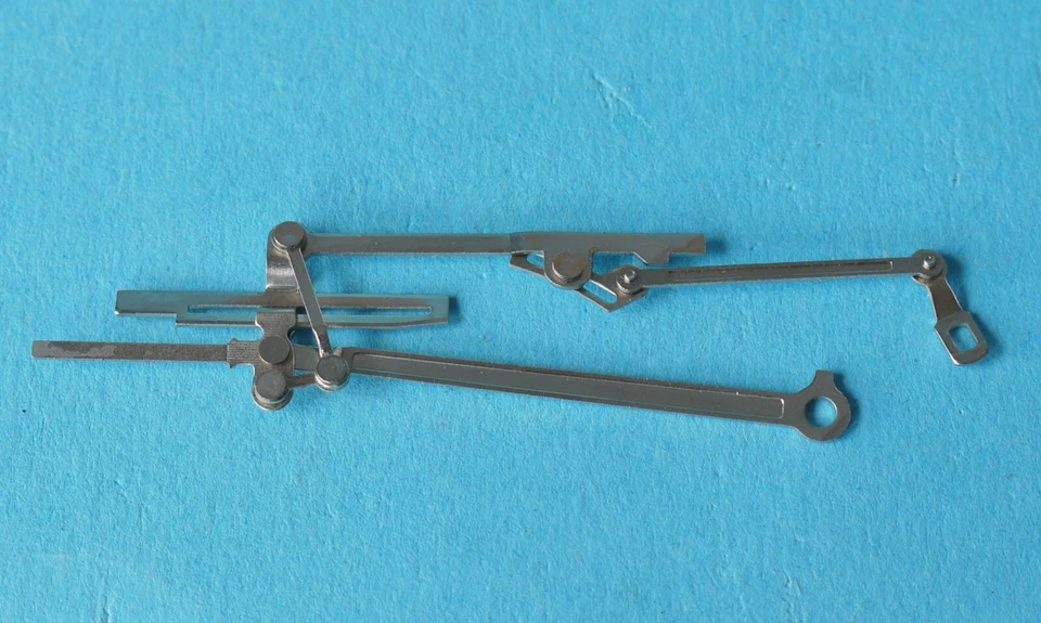 HORNBY X1707 X1123 LEFT VALVE GEAR TENDER DRIVE FLYING SCOTSMAN A1 A3 + A4 SPARE