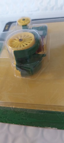 Ertl John Deere Green Diecast Waterloo Boy Tractor #15135 1:64 scale NOS 2000 - Picture 6 of 7