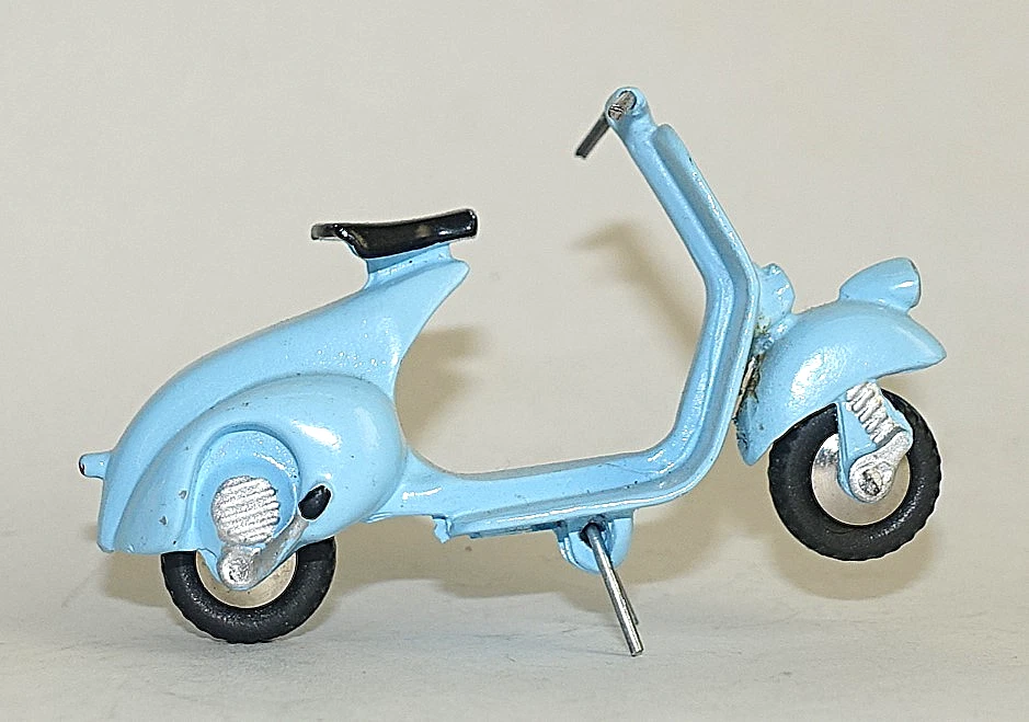 SCOTTOY - REPLICA MERCURY - PIAGGIO VESPA 125 - 1:48 - Immagine 4 di 4