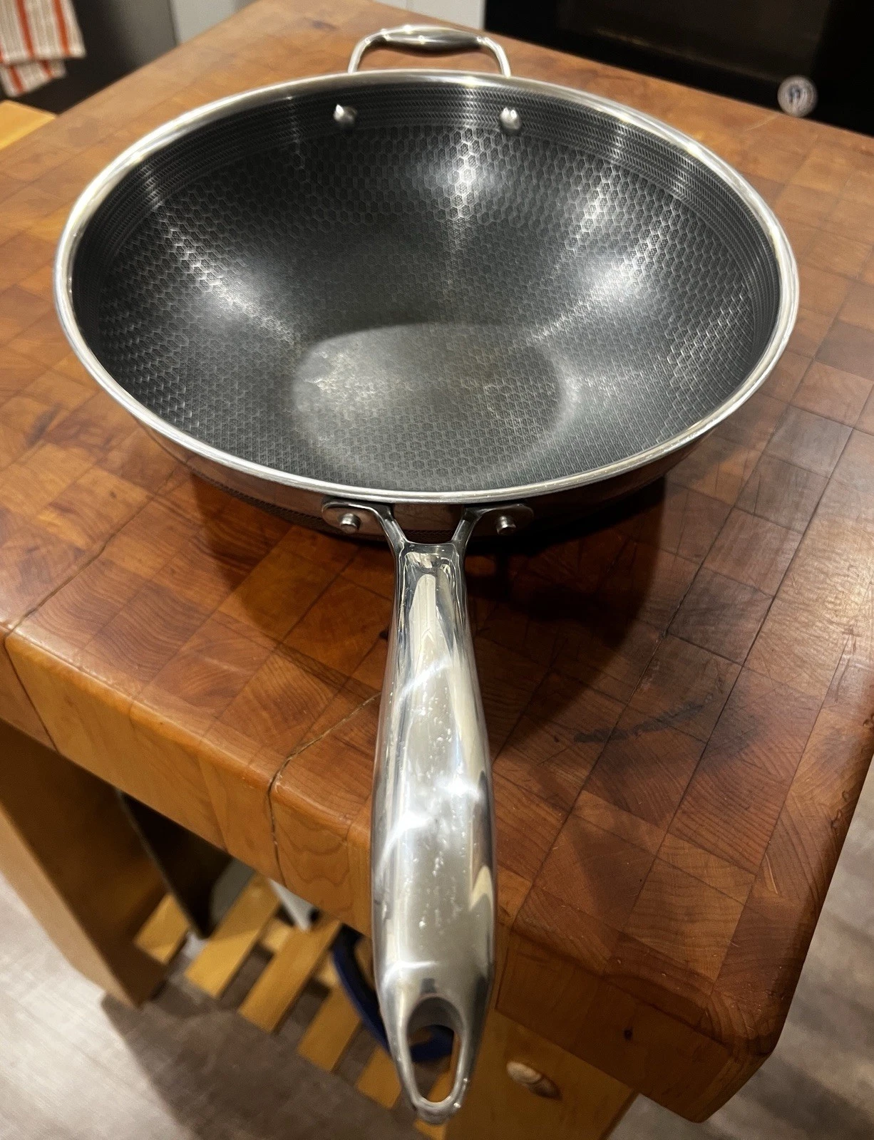 HexClad Hybrid Nonstick 12" Wok Stay-Cool Handle Dishwasher Safe Preowned NO LID