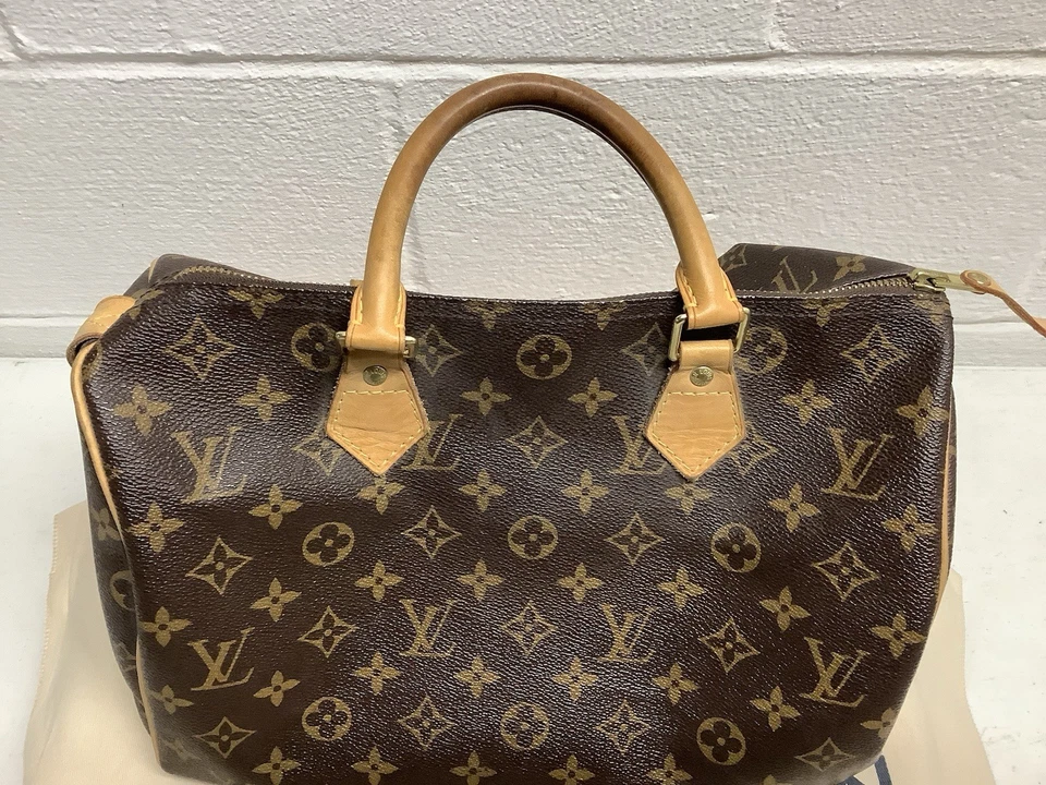 Auténtico bolso de mano Louis Vuitton Speedy 30 con monograma - vendedor de EE. UU. bolsa antipolvo y caja Foto 4 de 4