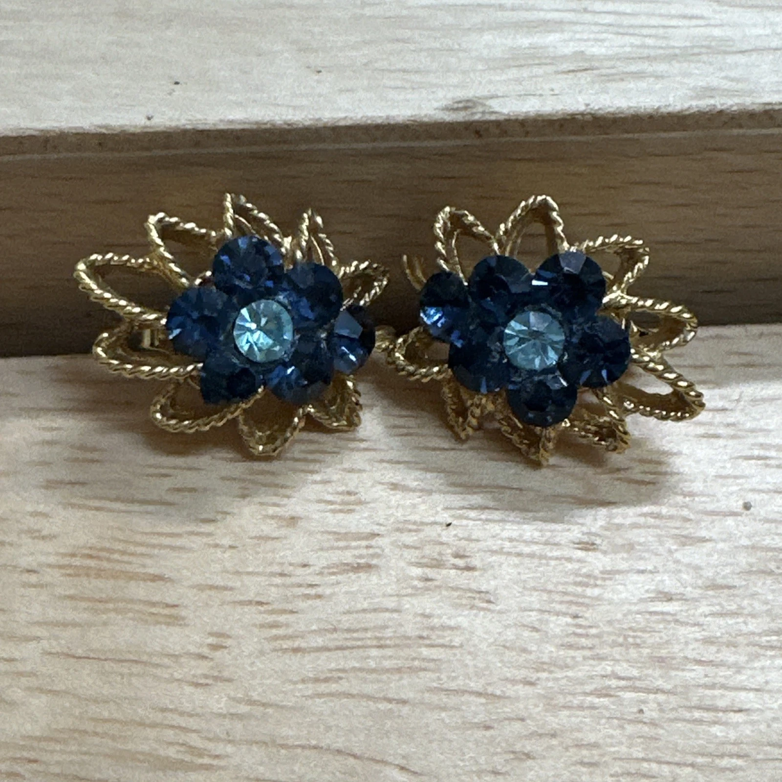 Boucle D’oreille vintage Pierre Bleue