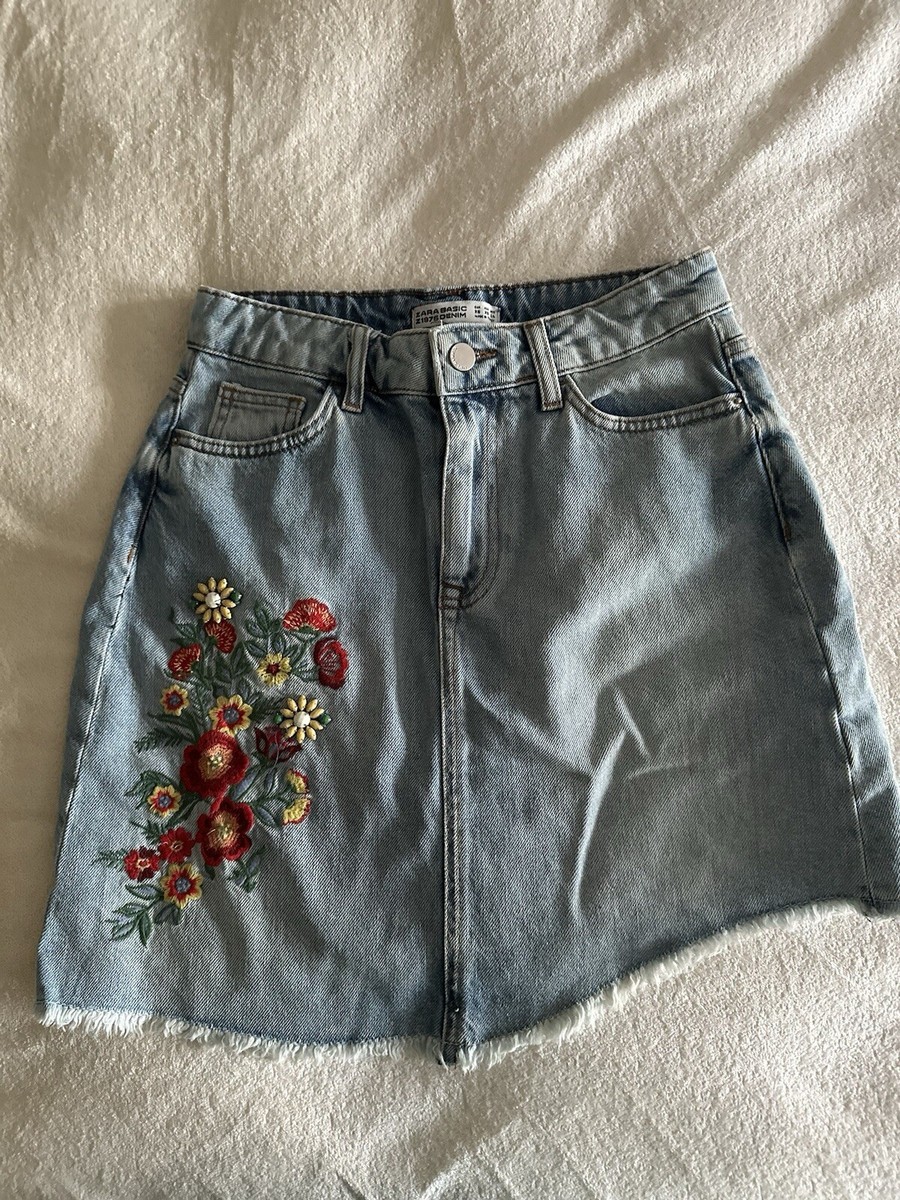 ZARA BASIC Z1975 DENIM Size Asymmetrical frayed hem