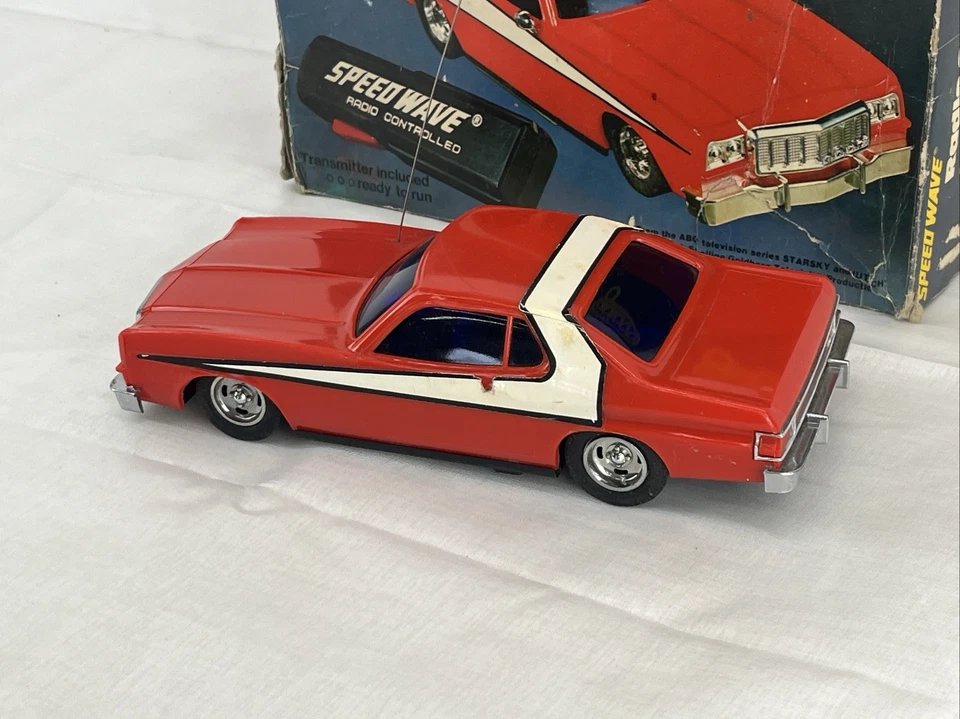 Galoob Starsky & Hutch RC Radio Remote Control Red Ford Torino+box Parts Repair - Image 4 of 4