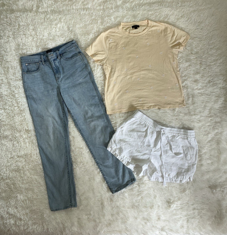J. CREW Jeans High Rise Classic Vintage/Peace Sign Tee/White Shorts Size Small